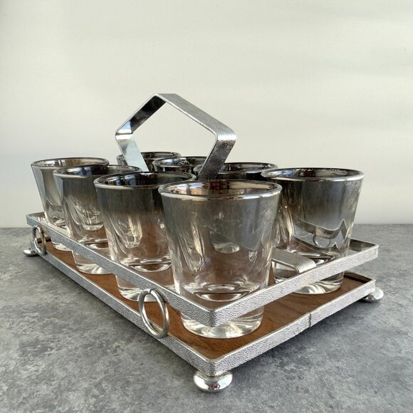 Vintage Silver Fade 8 Shot Glasses w/ Carrier Caddy MCM Barware - Picture 3 of 16